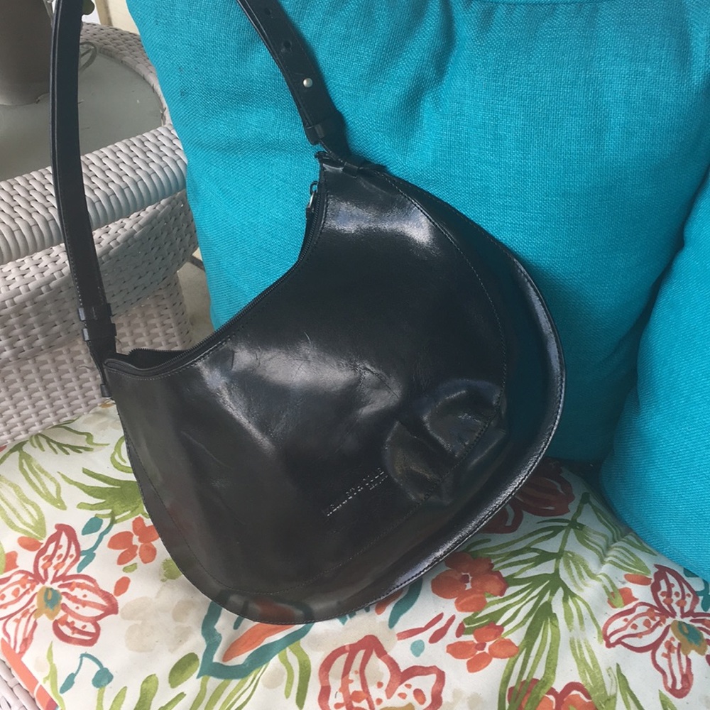KENNET COLE Detailedbag🚭👍🏽 - Picture 6 of 7
